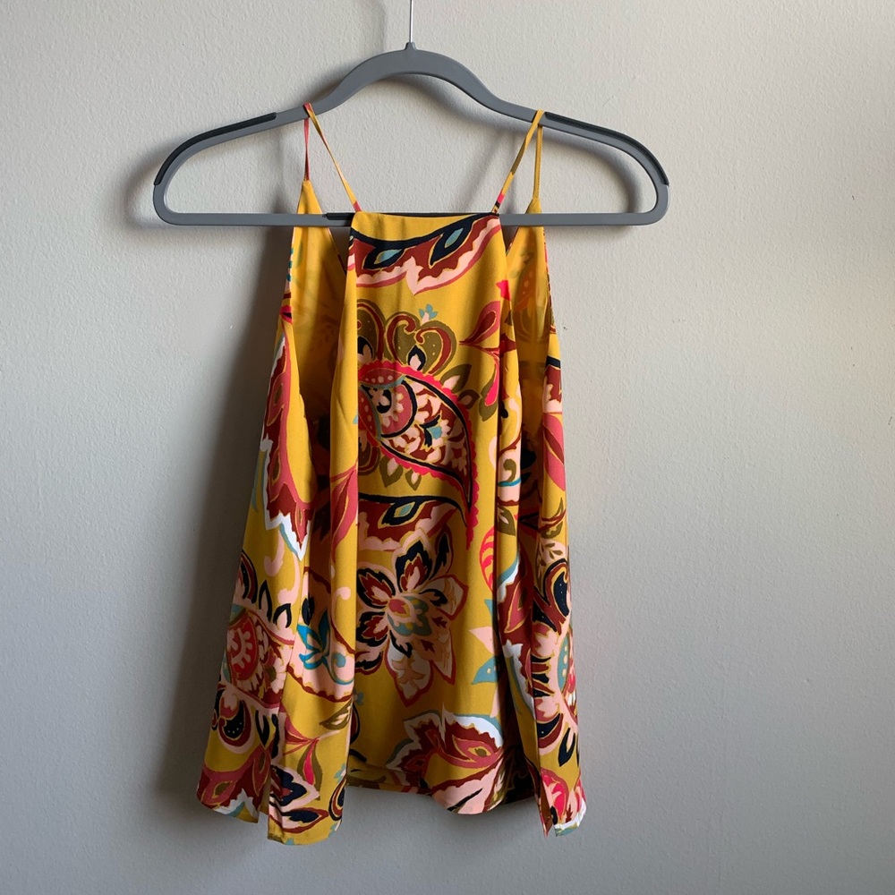 Patterned Tank Top - Picture 3 of 3